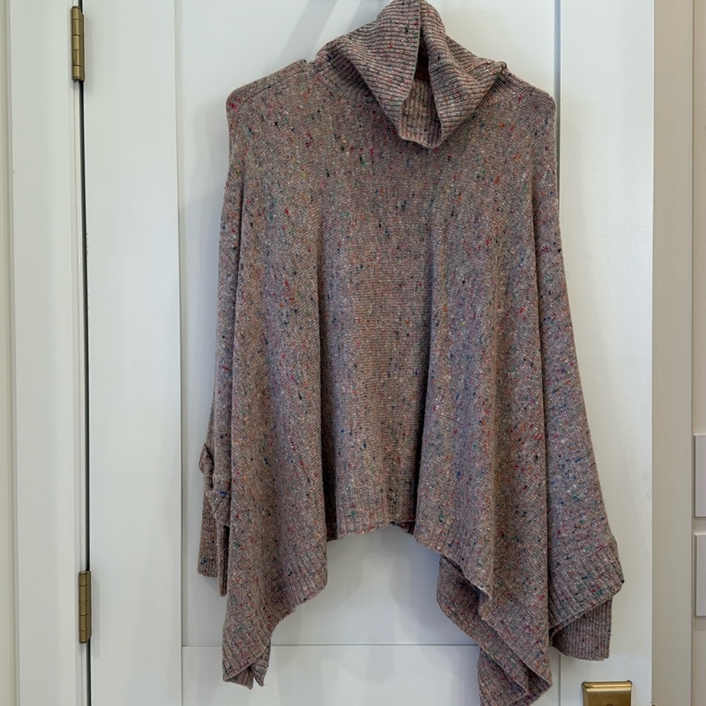 Skull cashmere sweater/cape